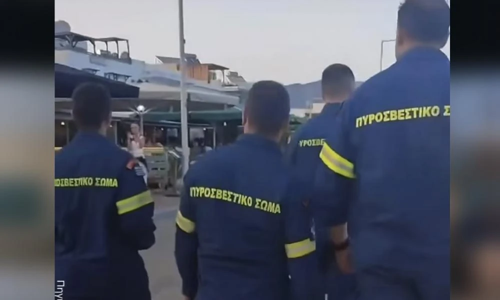 Συγκινητικές στιγμές στην Κω: Κάτοικοι χειροκροτούν τους πυροσβέστες μετά τη μάχη με τις φλόγες στα Καρδάμαινα